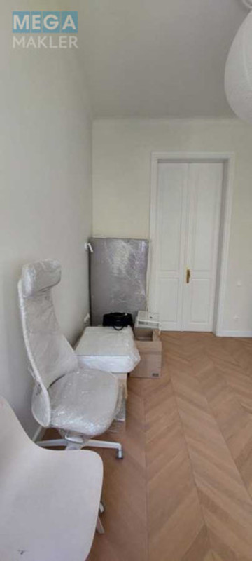 Продаж 3 кімнатної квартири (71/48,9/8), 5 пов. 5 пов. будинку, <a class="location-link" href="/kiev/" title="Недвижимость Київ">Київ</a>, <a class="location-link" href="/kiev/shevchenkovskij/" title="Недвижимость Шевченківський район">Шевченківський р-н</a>, Чеховский пер., 9 (изображение 10)