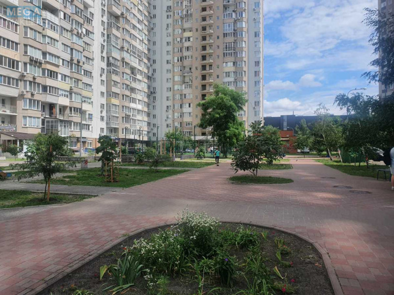 Оренда 2 кімнатної квартири, <a class="location-link" href="/kiev/" title="Недвижимость Київ">Київ</a>, <a class="location-link" href="/kiev/desnyanskij/" title="Недвижимость Деснянський район">Деснянський р-н</a>, Николая Лаврухина ул., 12 (изображение 11)