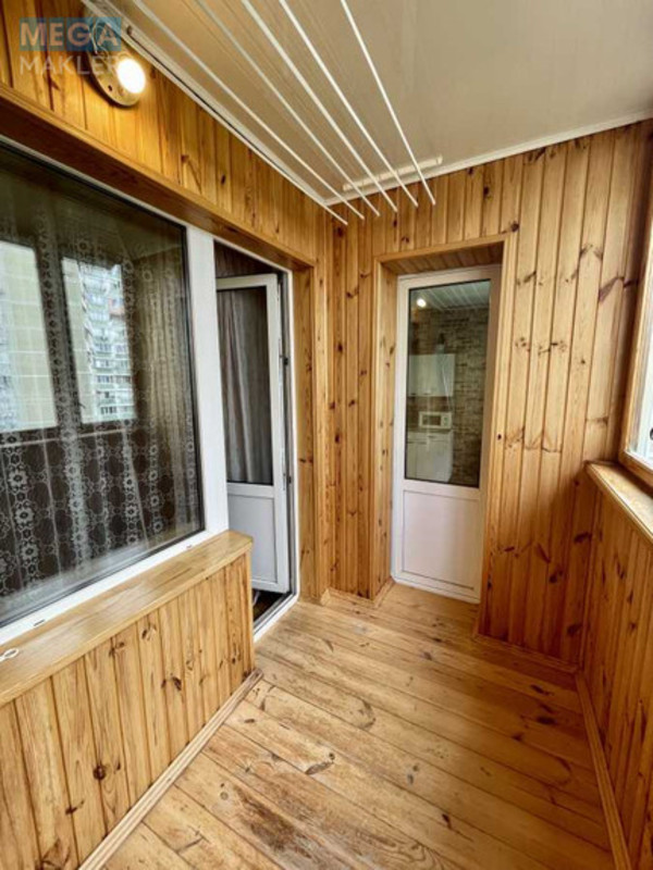 Оренда 2 кімнатної квартири, <a class="location-link" href="/kiev/" title="Недвижимость Київ">Київ</a>, <a class="location-link" href="/kiev/darnickij/" title="Недвижимость Дарницький район">Дарницький р-н</a>, Михаила Драгоманова ул., 14 (изображение 7)