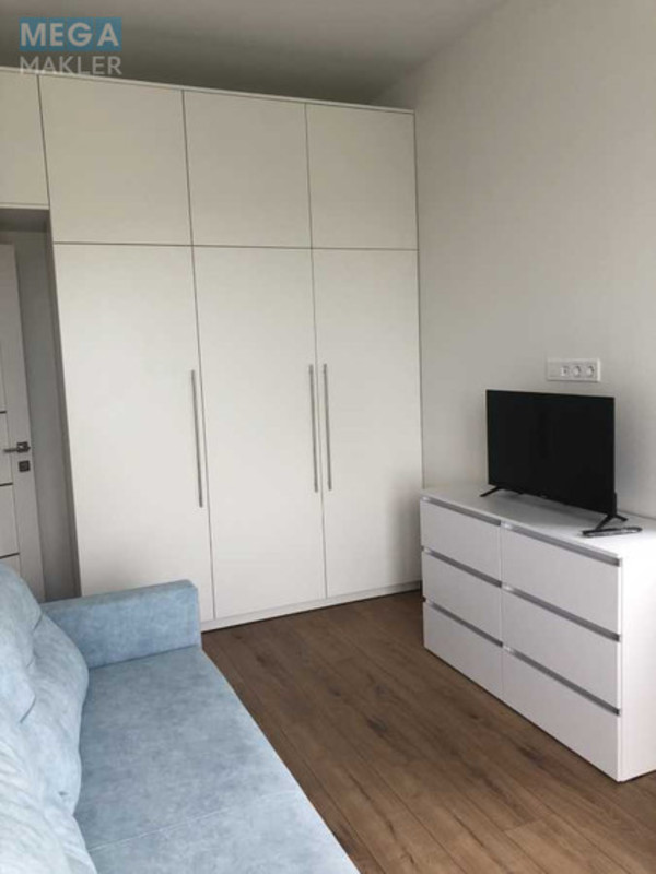 Оренда 2 кімнатної квартири, <a class="location-link" href="/kiev/" title="Недвижимость Київ">Київ</a>, <a class="location-link" href="/kiev/solomenskij/" title="Недвижимость Солом'янський район">Солом'янський р-н</a>, Волошковая ул., 1 (изображение 14)