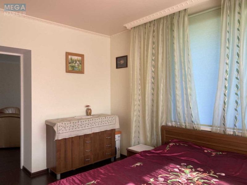 Продаж 3 кімнатної квартири (101/52/25), 8 пов. 13 пов. будинку, <a class="location-link" href="/chajki-selo-kv/" title="Недвижимость Чайки">Чайки</a>, Лобановського, 29 (изображение 7)