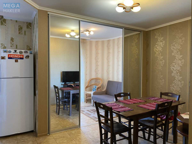 Продаж 3 кімнатної квартири (101/52/25), 8 пов. 13 пов. будинку, <a class="location-link" href="/chajki-selo-kv/" title="Недвижимость Чайки">Чайки</a>, Лобановського, 29 (изображение 14)