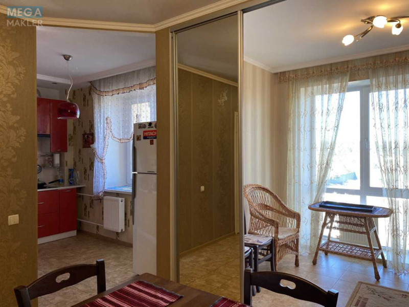 Продаж 3 кімнатної квартири (101/52/25), 8 пов. 13 пов. будинку, <a class="location-link" href="/chajki-selo-kv/" title="Недвижимость Чайки">Чайки</a>, Лобановського, 29 (изображение 15)
