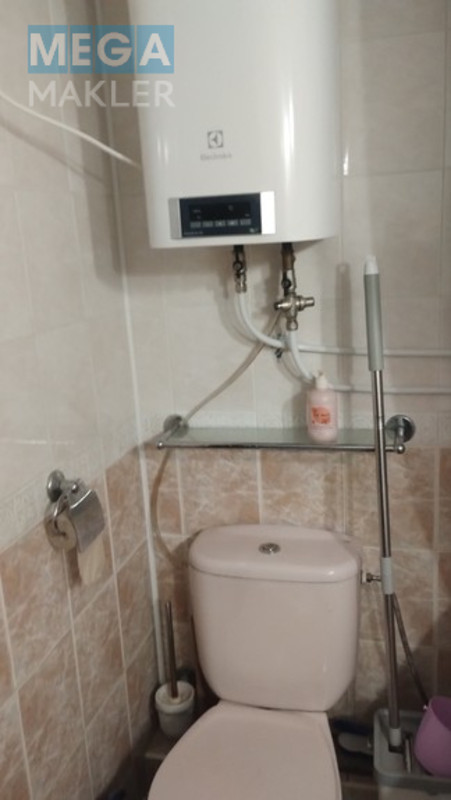 Оренда 2 кімнатної квартири, стандарт, <a class="location-link" href="/kiev/" title="Недвижимость Київ">Київ</a>, <a class="location-link" href="/kiev/svyatoshinskij/" title="Недвижимость Святошинський район">Святошинський р-н</a>, Василя Кучера ( <img src="https://megamakler.com.ua/metro/ff0000.gif" alt="" class="metro" /> м. Житомирская, 10 ) (изображение 4)