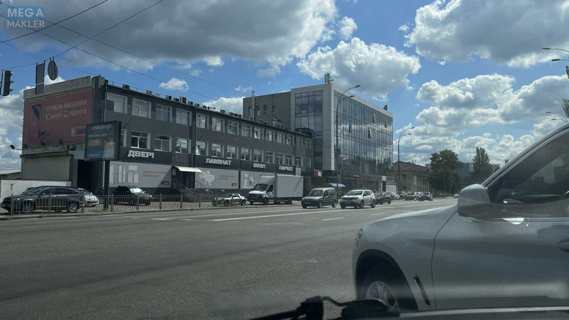 Оренда комерційної нерухомості, 163&nbsp;кв.м, под офис, <a class="location-link" href="/kiev/" title="Недвижимость Київ">Київ</a>, <a class="location-link" href="/kiev/podolskij/" title="Недвижимость Подільський район">Подільський р-н</a>, Новоконстантиновская ул., 2а (изображение 16)