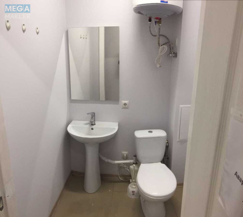 Продаж комерційної нерухомості, 176,50 кв.м, под магазин, <a class="location-link" href="/kiev/" title="Недвижимость Київ">Київ</a>, <a class="location-link" href="/kiev/darnickij/" title="Недвижимость Дарницький район">Дарницький р-н</a>, Александра Мишуги ул., 10 (изображение 11)