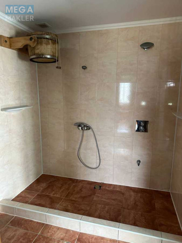 Продаж дома, 2&nbsp;поверху, 425&nbsp;кв.м, 6&nbsp;кімнат, ділянка 16&nbsp;соток, <a class="location-link" href="/verhovina/" title="Недвижимость Верховина">Верховина</a>, Гушевського (изображение 13)