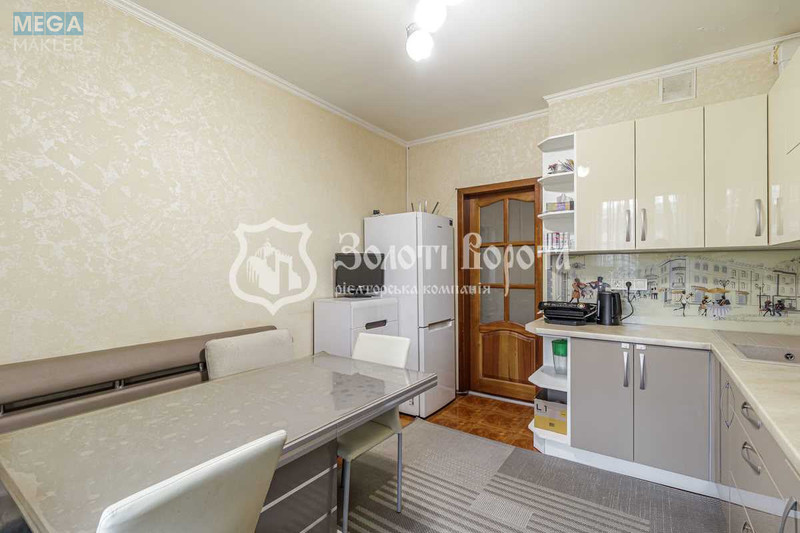 Продаж 3 кімнатної квартири (90/51/12,4), 6 пов. 14 пов. будинку, <a class="location-link" href="/kiev/" title="Недвижимость Київ">Київ</a>, <a class="location-link" href="/kiev/svyatoshinskij/" title="Недвижимость Святошинський район">Святошинський р-н</a>, Перемоги просп., 125 (изображение 13)