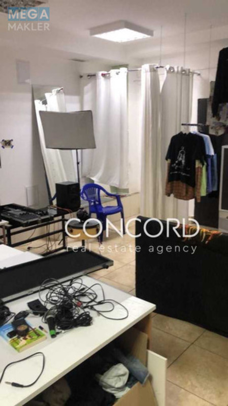 Продаж комерційної нерухомості, 320&nbsp;кв.м, под магазин, <a class="location-link" href="/kiev/" title="Недвижимость Київ">Київ</a>, <a class="location-link" href="/kiev/shevchenkovskij/" title="Недвижимость Шевченківський район">Шевченківський р-н</a>, Січових Стрільців вул., 40 (изображение 6)