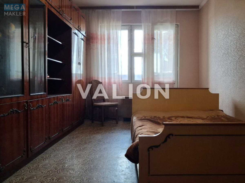 Продаж 3 кімнатної квартири (71,5/41,6/8,3), 12 пов. 12 пов. будинку, <a class="location-link" href="/kiev/" title="Недвижимость Київ">Київ</a>, <a class="location-link" href="/kiev/darnickij/" title="Недвижимость Дарницький район">Дарницький р-н</a>, Харківське шосе, 154 (изображение 4)