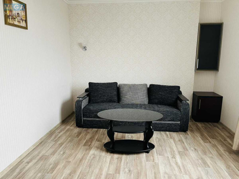 Оренда 2 кімнатної квартири, <a class="location-link" href="/kiev/" title="Недвижимость Київ">Київ</a>, <a class="location-link" href="/kiev/podolskij/" title="Недвижимость Подільський район">Подільський р-н</a>, Петропавловская ул., 40 (изображение 2)
