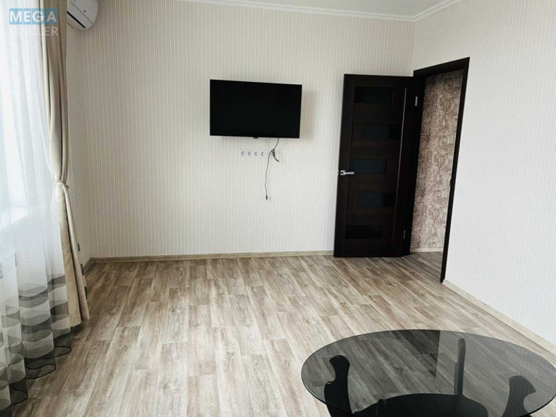 Оренда 2 кімнатної квартири, <a class="location-link" href="/kiev/" title="Недвижимость Київ">Київ</a>, <a class="location-link" href="/kiev/podolskij/" title="Недвижимость Подільський район">Подільський р-н</a>, Петропавловская ул., 40 (изображение 5)