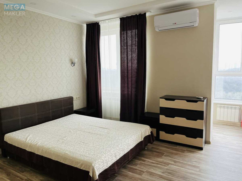Оренда 2 кімнатної квартири, <a class="location-link" href="/kiev/" title="Недвижимость Київ">Київ</a>, <a class="location-link" href="/kiev/podolskij/" title="Недвижимость Подільський район">Подільський р-н</a>, Петропавловская ул., 40 (изображение 6)