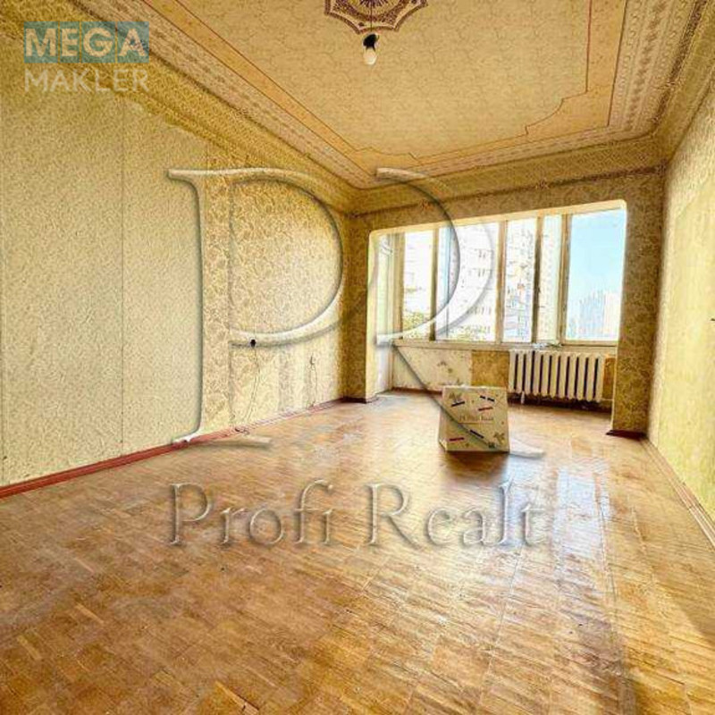 Продаж 2 кімнатної квартири (54/34/8), 6 пов. 9 пов. будинку, <a class="location-link" href="/kiev/" title="Недвижимость Київ">Київ</a>, <a class="location-link" href="/kiev/svyatoshinskij/" title="Недвижимость Святошинський район">Святошинський р-н</a>, Кольцова бульвар, 18 (изображение 3)