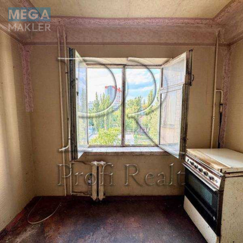 Продаж 2 кімнатної квартири (54/34/8), 6 пов. 9 пов. будинку, <a class="location-link" href="/kiev/" title="Недвижимость Київ">Київ</a>, <a class="location-link" href="/kiev/svyatoshinskij/" title="Недвижимость Святошинський район">Святошинський р-н</a>, Кольцова бульвар, 18 (изображение 16)