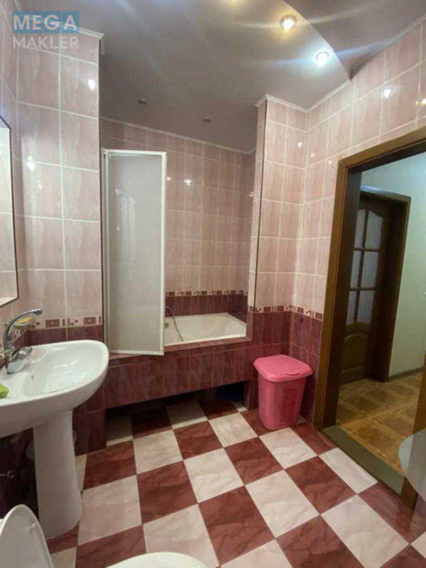 Оренда 2 кімнатної квартири, <a class="location-link" href="/kiev/" title="Недвижимость Київ">Київ</a>, <a class="location-link" href="/kiev/dneprovskij/" title="Недвижимость Дніпровський район">Дніпровський р-н</a>, Раїси Окіпної вул., 8 (изображение 4)