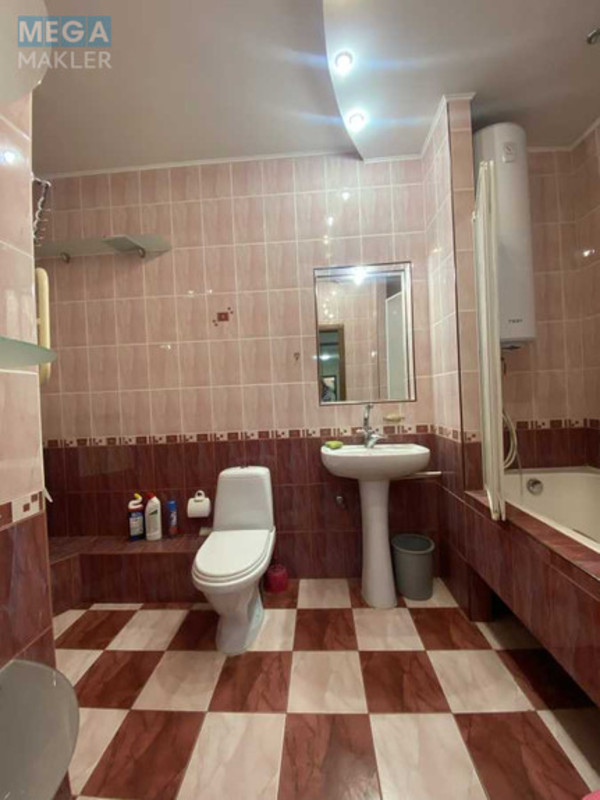 Оренда 2 кімнатної квартири, <a class="location-link" href="/kiev/" title="Недвижимость Київ">Київ</a>, <a class="location-link" href="/kiev/dneprovskij/" title="Недвижимость Дніпровський район">Дніпровський р-н</a>, Раїси Окіпної вул., 8 (изображение 5)