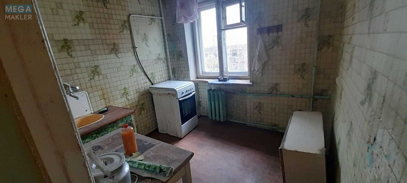Продаж 2 кімнатної квартири (43/27/6), 5 пов. 5 пов. будинку, <a class="location-link" href="/kiev/" title="Недвижимость Київ">Київ</a>, <a class="location-link" href="/kiev/shevchenkovskij/" title="Недвижимость Шевченківський район">Шевченківський р-н</a>, Олени Теліги вул., 37в (изображение 10)