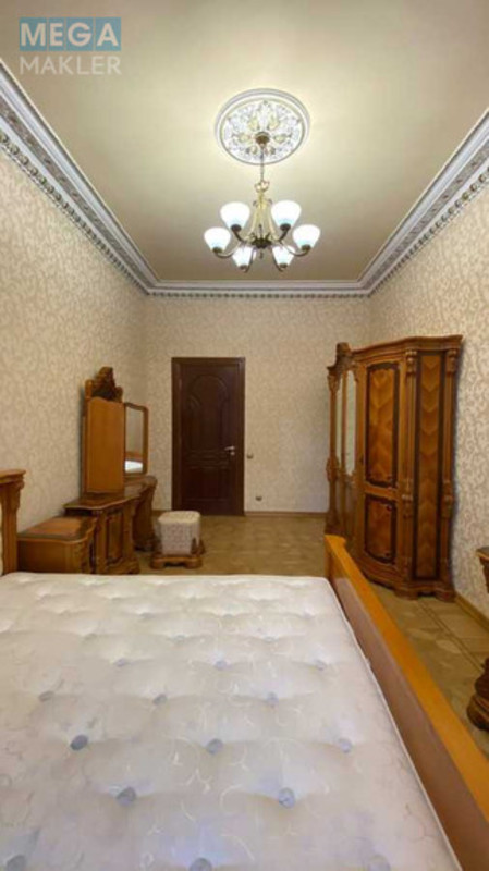Оренда 3 кімнатної квартири, <a class="location-link" href="/kiev/" title="Недвижимость Київ">Київ</a>, <a class="location-link" href="/kiev/pecherskij/" title="Недвижимость Печерський район">Печерський р-н</a>, Заньковецкой ул., 8 (изображение 9)