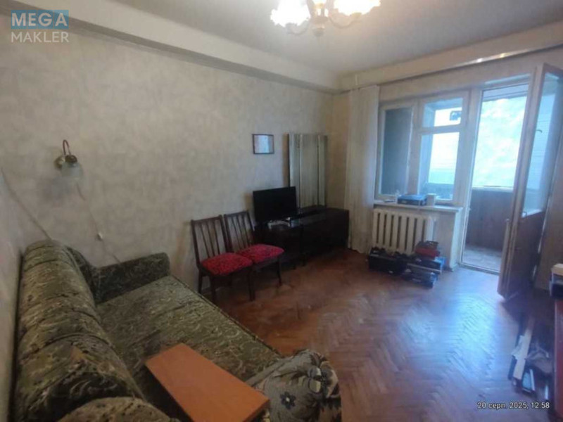 Продаж 2 кімнатної квартири (46/27,3/7,7), 3 пов. 5 пов. будинку, <a class="location-link" href="/kiev/" title="Недвижимость Київ">Київ</a>, <a class="location-link" href="/kiev/podolskij/" title="Недвижимость Подільський район">Подільський р-н</a>, Івана Їжакевича вул., 1 (изображение 2)