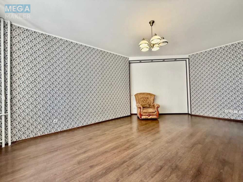 Продаж 3 кімнатної квартири (103/54/17), 3 пов. 16 пов. будинку, <a class="location-link" href="/kiev/" title="Недвижимость Київ">Київ</a>, <a class="location-link" href="/kiev/solomenskij/" title="Недвижимость Солом'янський район">Солом'янський р-н</a>, Смілянська вул., 15 (изображение 3)
