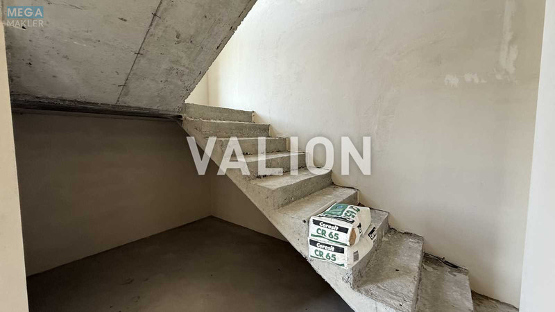 Продаж дома, 2 поверху, 167 кв.м, 4 кімнати, ділянка 5 соток, <a class="location-link" href="/podgorcy-selo/" title="Недвижимость Підгірці">Підгірці</a>, Шовковична (изображение 16)