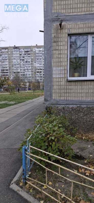 Продаж 3 кімнатної квартири (68/49,2/7,8), 1 пов. 9 пов. будинку, <a class="location-link" href="/kiev/" title="Недвижимость Київ">Київ</a>, <a class="location-link" href="/kiev/obolonskij/" title="Недвижимость Оболонський район">Оболонський р-н</a>, Озерная ул., 10 (изображение 3)