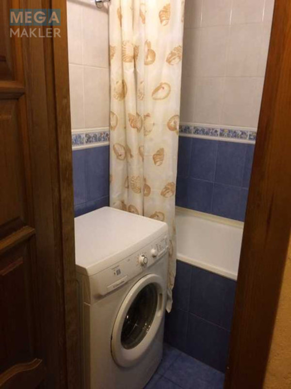 Оренда 3 кімнатної квартири, <a class="location-link" href="/kiev/" title="Недвижимость Київ">Київ</a>, <a class="location-link" href="/kiev/podolskij/" title="Недвижимость Подільський район">Подільський р-н</a>, Правды просп., 10 (изображение 11)