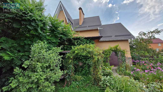 Продаж дома, 2&nbsp;поверху, 220&nbsp;кв.м, 6&nbsp;кімнат, ділянка 9&nbsp;соток, <a class="location-link" href="/gnatovka-selo-kv/" title="Недвижимость Гнатівка">Гнатівка</a>, Старо-Житомирська (изображение 5)