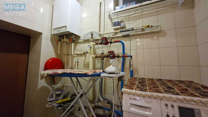 Продаж дома, 2&nbsp;поверху, 220&nbsp;кв.м, 6&nbsp;кімнат, ділянка 9&nbsp;соток, <a class="location-link" href="/gnatovka-selo-kv/" title="Недвижимость Гнатівка">Гнатівка</a>, Старо-Житомирська (изображение 19)