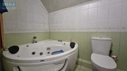 Продаж дома, 2&nbsp;поверху, 220&nbsp;кв.м, 6&nbsp;кімнат, ділянка 9&nbsp;соток, <a class="location-link" href="/gnatovka-selo-kv/" title="Недвижимость Гнатівка">Гнатівка</a>, Старо-Житомирська (изображение 24)