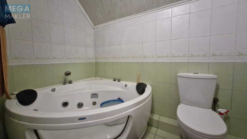 Продаж дома, 2&nbsp;поверху, 220&nbsp;кв.м, 6&nbsp;кімнат, ділянка 9&nbsp;соток, <a class="location-link" href="/gnatovka-selo-kv/" title="Недвижимость Гнатівка">Гнатівка</a>, Старо-Житомирська (изображение 24)