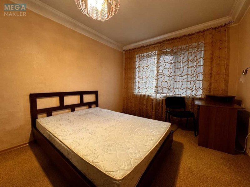 Продаж 2 кімнатної квартири (46/27/7), 5 пов. 5 пов. будинку, <a class="location-link" href="/kiev/" title="Недвижимость Київ">Київ</a>, <a class="location-link" href="/kiev/solomenskij/" title="Недвижимость Солом'янський район">Солом'янський р-н</a>, Михаила Донца ул., 27А (изображение 6)
