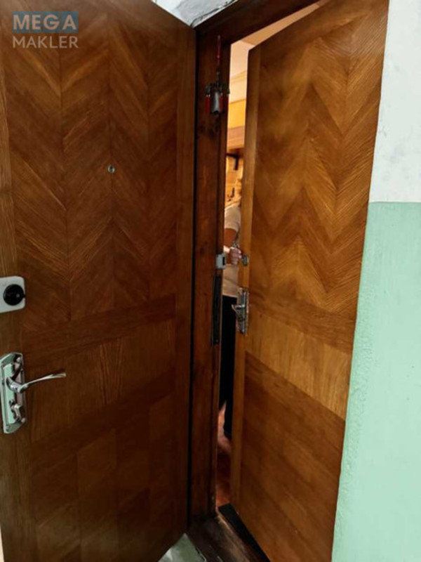 Продаж 2 кімнатної квартири (46/27/7), 5 пов. 5 пов. будинку, <a class="location-link" href="/kiev/" title="Недвижимость Київ">Київ</a>, <a class="location-link" href="/kiev/solomenskij/" title="Недвижимость Солом'янський район">Солом'янський р-н</a>, Михаила Донца ул., 27А (изображение 9)