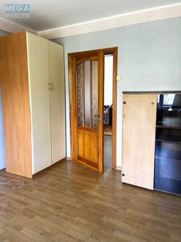 Продаж 2 кімнатної квартири (46/30/7,7), 3 пов. 5 пов. будинку, <a class="location-link" href="/kiev/" title="Недвижимость Київ">Київ</a>, <a class="location-link" href="/kiev/dneprovskij/" title="Недвижимость Дніпровський район">Дніпровський р-н</a>, Строителей ул., 11 (изображение 5)