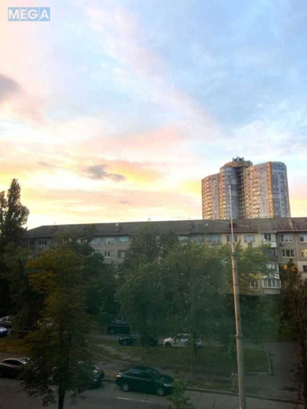 Продаж 2 кімнатної квартири (46/30/7,7), 3 пов. 5 пов. будинку, <a class="location-link" href="/kiev/" title="Недвижимость Київ">Київ</a>, <a class="location-link" href="/kiev/dneprovskij/" title="Недвижимость Дніпровський район">Дніпровський р-н</a>, Строителей ул., 11 (изображение 11)