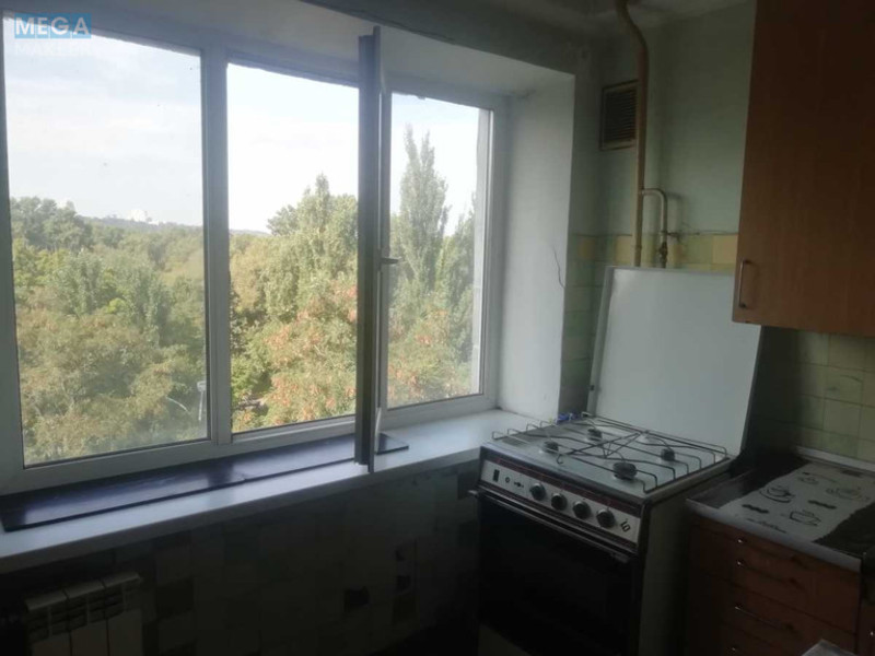 Продаж 2 кімнатної квартири (46,2/28/7), 6 пов. 9 пов. будинку, <a class="location-link" href="/kiev/" title="Недвижимость Київ">Київ</a>, <a class="location-link" href="/kiev/dneprovskij/" title="Недвижимость Дніпровський район">Дніпровський р-н</a>, Русанівська Набережна вул., 10 (изображение 9)