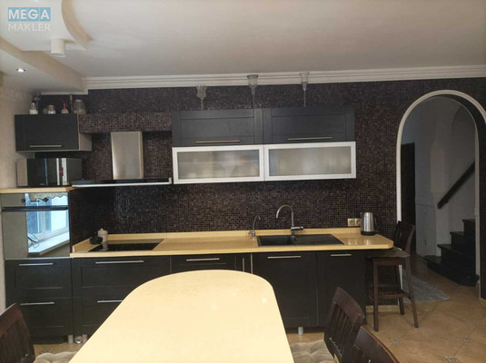 Оренда дома, <a class="location-link" href="/kiev/" title="Недвижимость Київ">Київ</a>, <a class="location-link" href="/kiev/darnickij/" title="Недвижимость Дарницький район">Дарницький р-н</a>, Центральна вул. (изображение 4)