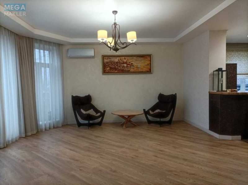 Оренда дома, <a class="location-link" href="/kiev/" title="Недвижимость Київ">Київ</a>, <a class="location-link" href="/kiev/darnickij/" title="Недвижимость Дарницький район">Дарницький р-н</a>, Центральна вул. (изображение 6)