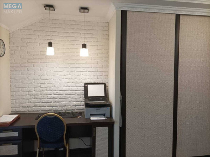 Оренда дома, <a class="location-link" href="/kiev/" title="Недвижимость Київ">Київ</a>, <a class="location-link" href="/kiev/darnickij/" title="Недвижимость Дарницький район">Дарницький р-н</a>, Центральна вул. (изображение 15)
