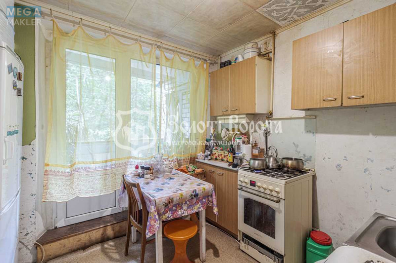 Продаж 1 кімнатної квартири (33/15/5), 1 пов. 9 пов. будинку, <a class="location-link" href="/kiev/" title="Недвижимость Київ">Київ</a>, <a class="location-link" href="/kiev/solomenskij/" title="Недвижимость Солом'янський район">Солом'янський р-н</a>, Металістів пров., 1 (изображение 4)