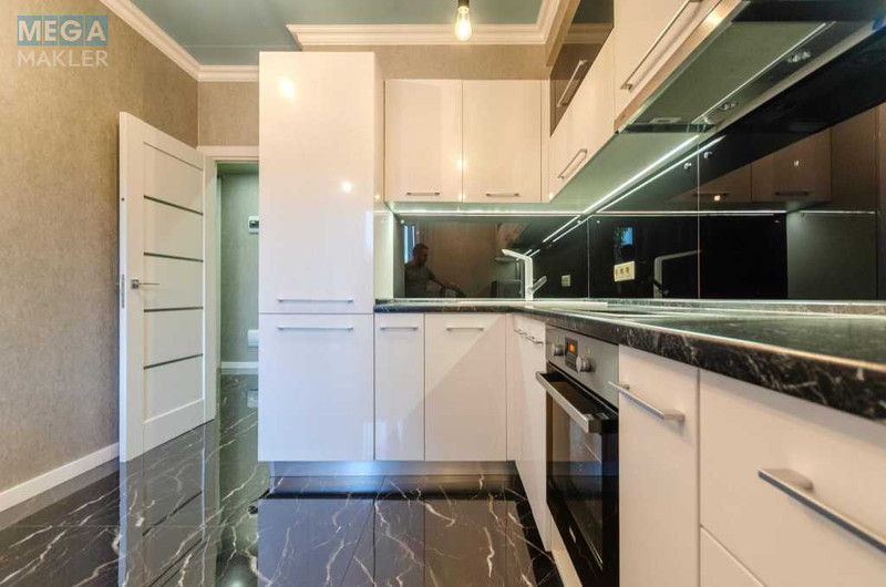 Оренда 1 кімнатної квартири, <a class="location-link" href="/kiev/" title="Недвижимость Київ">Київ</a>, <a class="location-link" href="/kiev/solomenskij/" title="Недвижимость Солом'янський район">Солом'янський р-н</a>, Вацлава Гавела бульв., 6/7а (изображение 7)