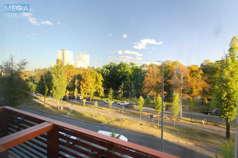 Оренда 1 кімнатної квартири, <a class="location-link" href="/kiev/" title="Недвижимость Київ">Київ</a>, <a class="location-link" href="/kiev/solomenskij/" title="Недвижимость Солом'янський район">Солом'янський р-н</a>, Вацлава Гавела бульв., 6/7а (изображение 12)