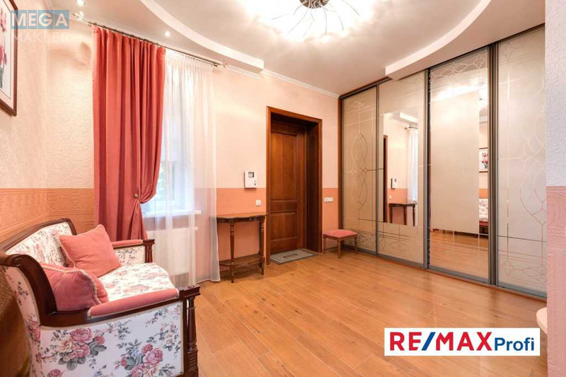 Продаж дома, 2&nbsp;поверху, 450&nbsp;кв.м, 7&nbsp;кімнат, ділянка 13&nbsp;соток, <a class="location-link" href="/glevaha/" title="Недвижимость Глеваха">Глеваха</a>, Освиты (изображение 19)