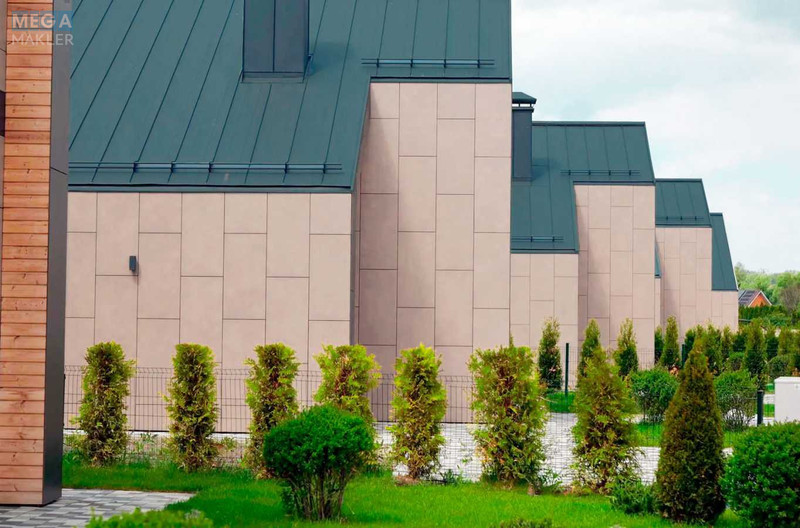 Продаж дома, 2 поверху, 170 кв.м, 5 кімнат, ділянка 6 соток, <a class="location-link" href="/podgorcy-selo/" title="Недвижимость Підгірці">Підгірці</a>, Піщана, 20а (изображение 11)