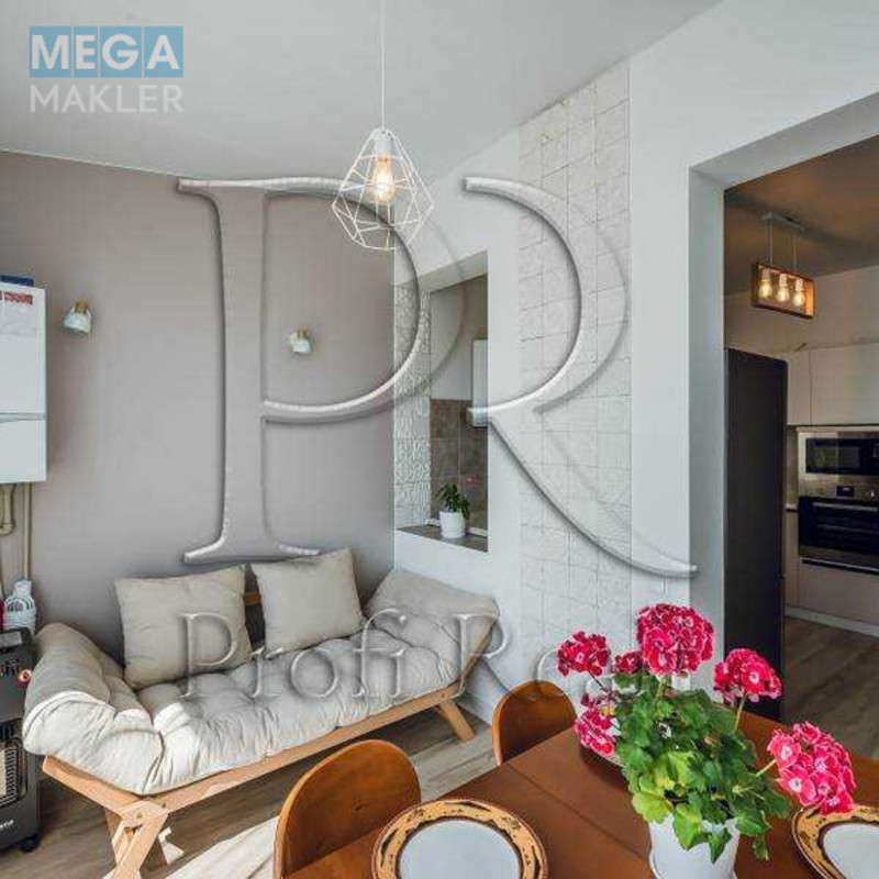 Продаж 3 кімнатної квартири (86/42/17), 2 пов. 2 пов. будинку, <a class="location-link" href="/gatnoe/" title="Недвижимость Гатне">Гатне</a>, Салютна вулиця (изображение 7)
