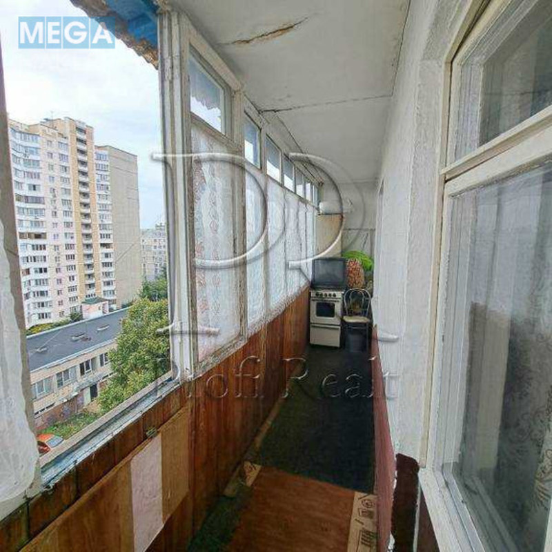Продаж 1 кімнатної квартири (35/15/7), 8 пов. 9 пов. будинку, <a class="location-link" href="/kiev/" title="Недвижимость Київ">Київ</a>, <a class="location-link" href="/kiev/desnyanskij/" title="Недвижимость Деснянський район">Деснянський р-н</a>, Лісовий проспект, 33 (изображение 4)