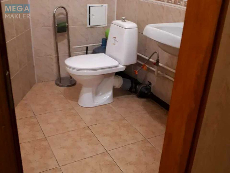 Оренда 2 кімнатної квартири, <a class="location-link" href="/kiev/" title="Недвижимость Київ">Київ</a>, <a class="location-link" href="/kiev/darnickij/" title="Недвижимость Дарницький район">Дарницький р-н</a>, Вишняківська вул., 13 (изображение 9)