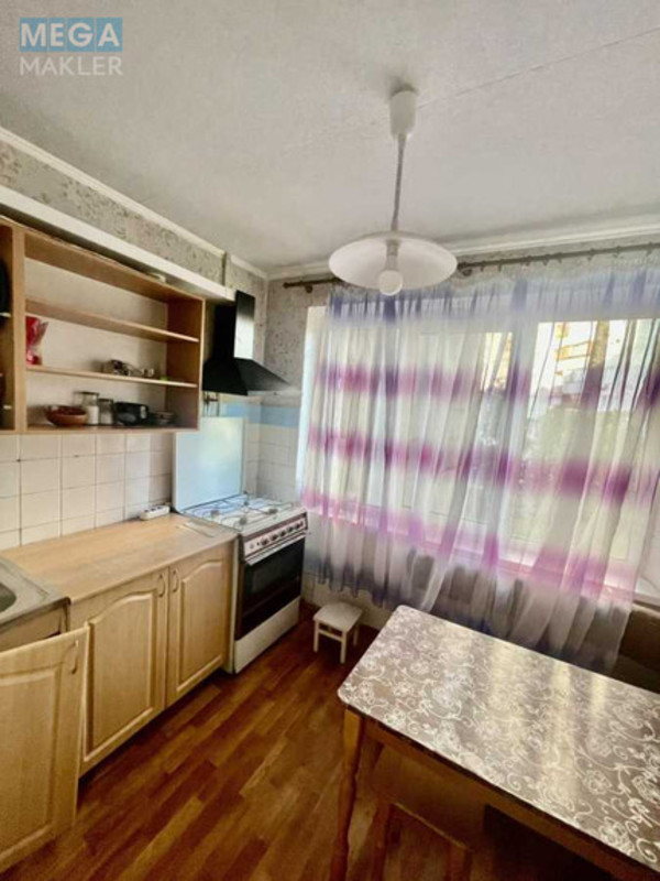 Оренда 3 кімнатної квартири, <a class="location-link" href="/kiev/" title="Недвижимость Київ">Київ</a>, <a class="location-link" href="/kiev/desnyanskij/" title="Недвижимость Деснянський район">Деснянський р-н</a>, Кіото вул., 9 (изображение 2)