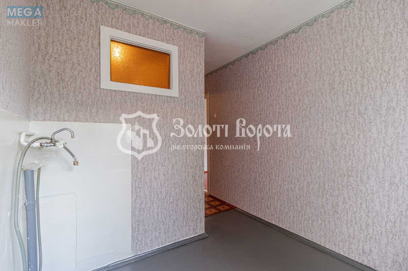 Продаж 1 кімнатної квартири (32,3/17,2/6,7), 4 пов. 5 пов. будинку, <a class="location-link" href="/kiev/" title="Недвижимость Київ">Київ</a>, <a class="location-link" href="/kiev/solomenskij/" title="Недвижимость Солом'янський район">Солом'янський р-н</a>, Вацлава Гавела бульв., 79в (изображение 8)